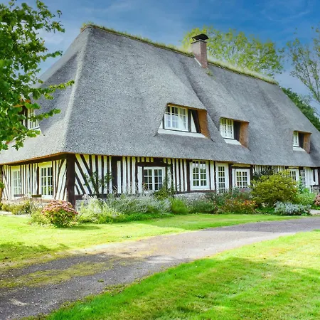 Belle Chaumière Avec Vue Panoramique Et Piscine Villa *