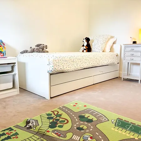 Belle Chaumière Avec Vue Panoramique Et Piscine