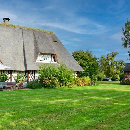 Belle Chaumière Avec Vue Panoramique Et Piscine Vieux-Bourg (Calvados)