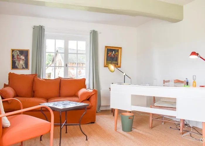 别墅 Belle Chaumiere Avec Vue Panoramique Et Piscine