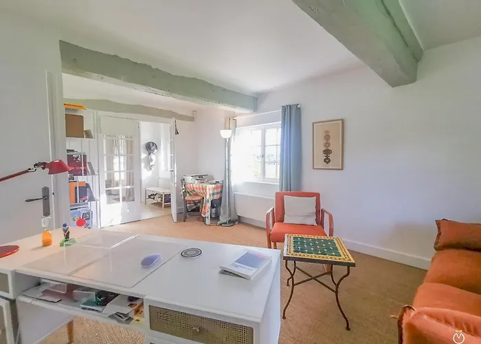 Belle Chaumiere Avec Vue Panoramique Et Piscine *