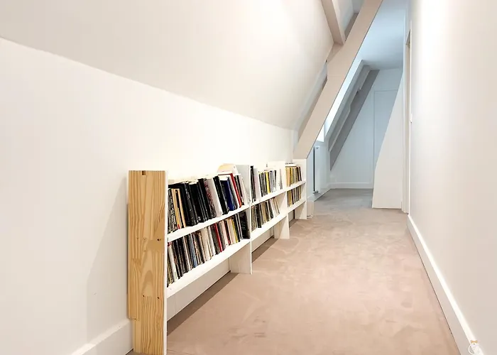 别墅 Belle Chaumiere Avec Vue Panoramique Et Piscine